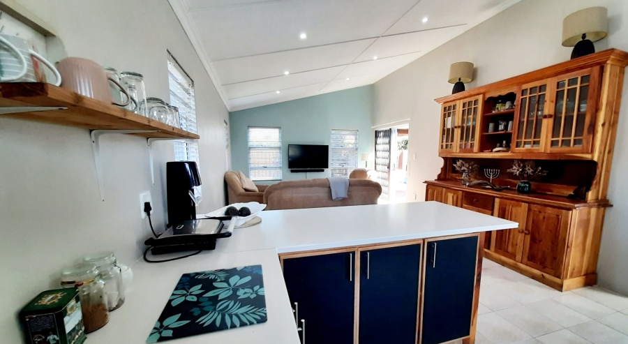 3 Bedroom Property for Sale in Blanco Western Cape